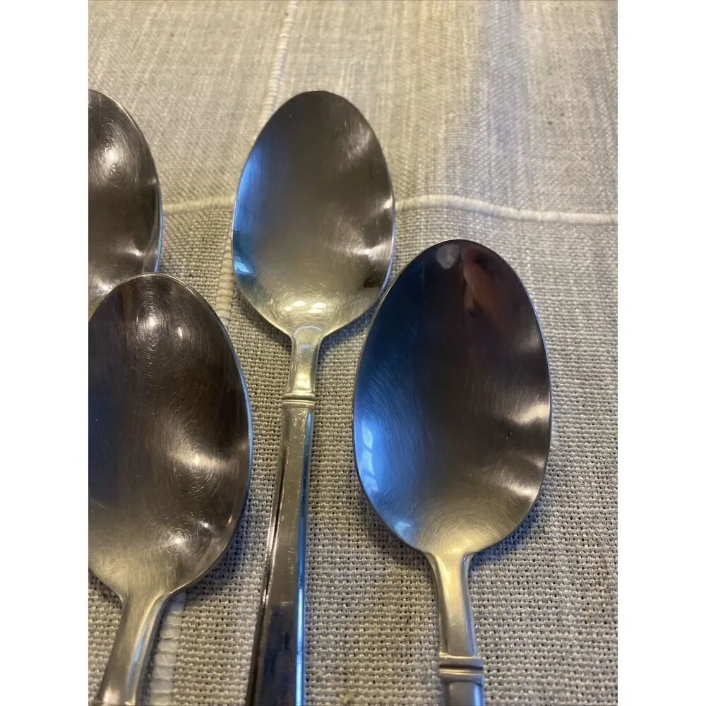 Wallace ZENITH Glossy 18/10 Stainless Flatware -- Set of 9 Oval Soup Spoons